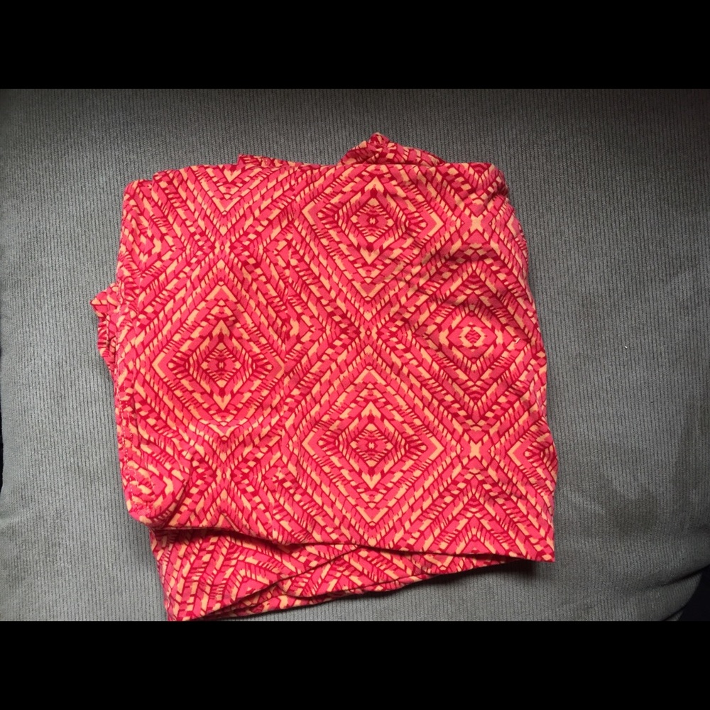Red/orange tc lularoe leggings
